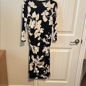London Times Black and White Bodycon Dress with 3/4 Sleeves